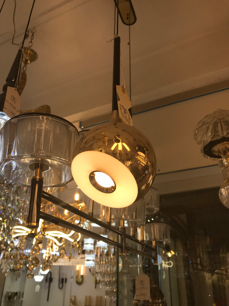 Hanging light A