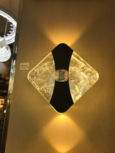 Outdoor light B