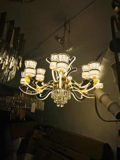 chandelier C